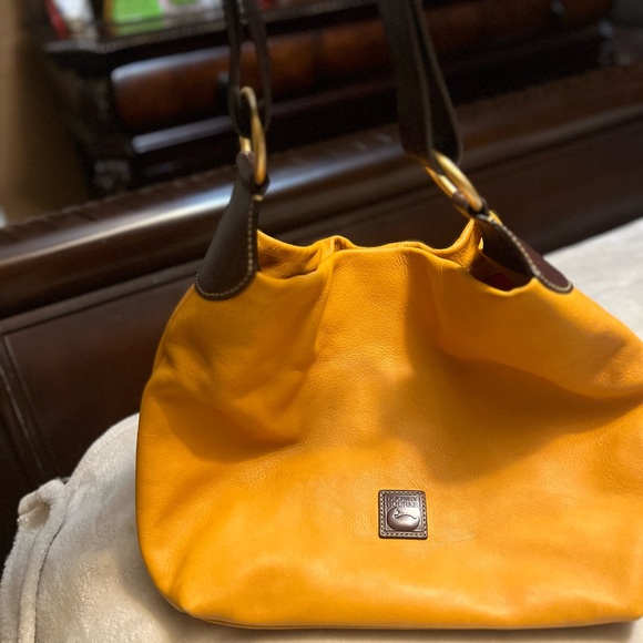 Dooney & Bourke Oring Orange Sunset Large Hobo Leather Purse - Picture 4 of 11